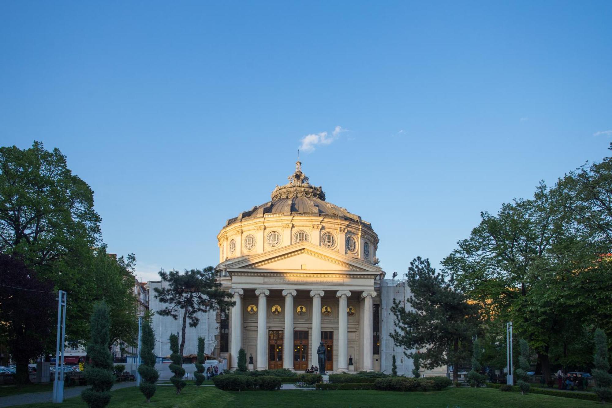 Royal Atheneum 2 By Citylife Suites Bucureşti Exterior foto